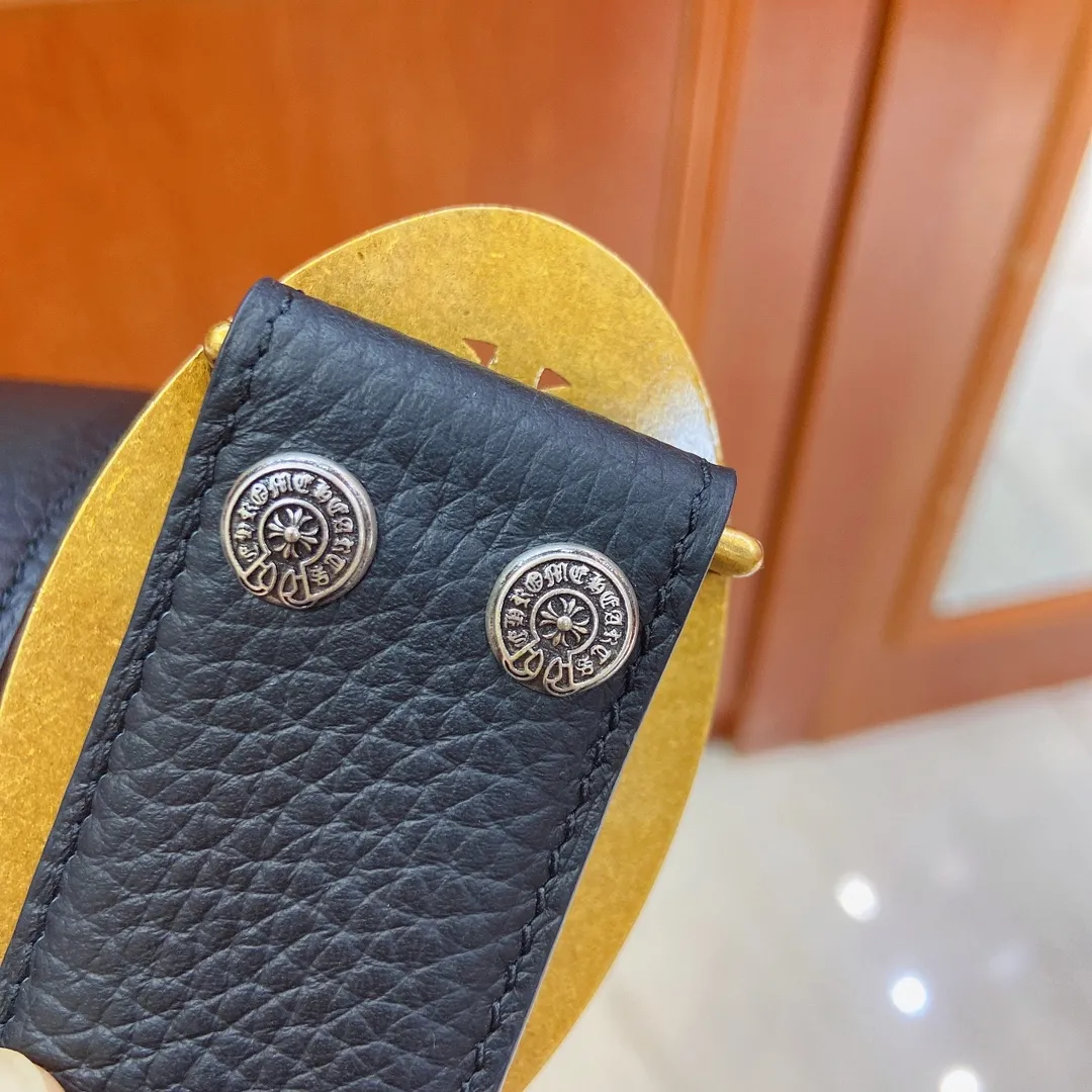 💰480💰Full package💰 💍Purchasing level 𝐂𝐡𝐫𝐨𝐦𝐞𝐇𝐞𝐚𝐫𝐭𝐬 Crow Heart Detachable model, fine hardware and first-layer lychee leather belt, very cool. Width 3.8cm